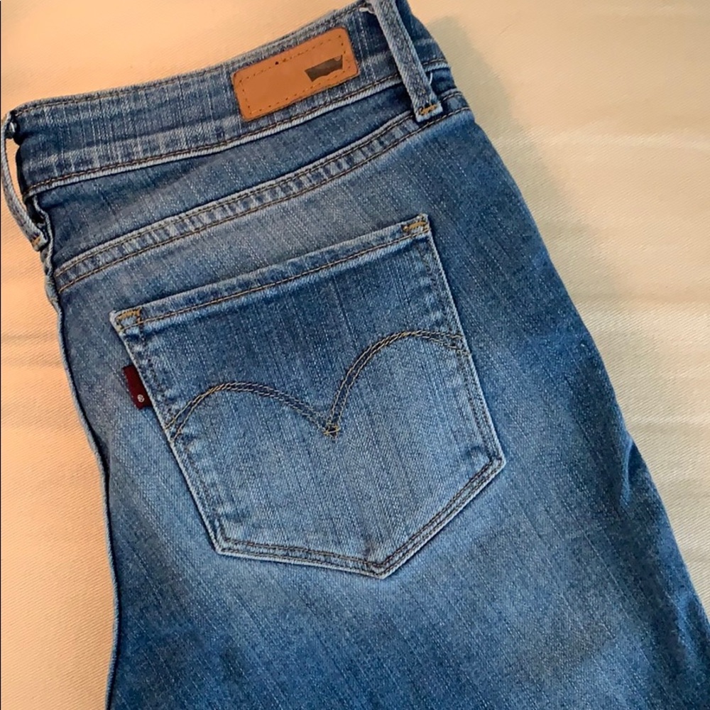 Levi Mid Rise Jeans Bold Curve